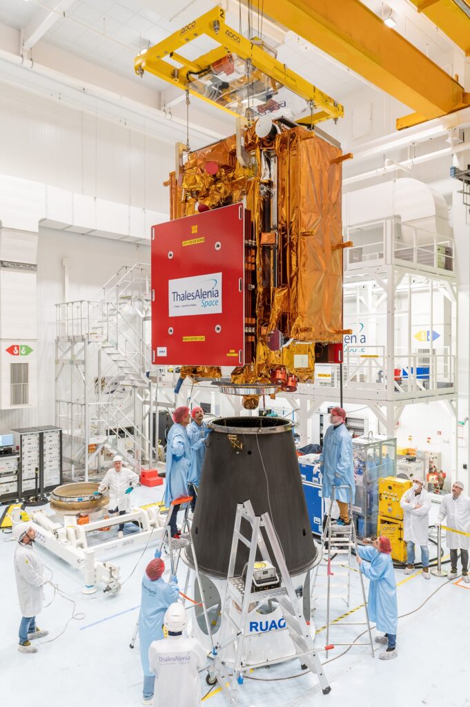 sentinel-1-c-preparation-for-fit-check-thales-alenia-space-imagin-scaled