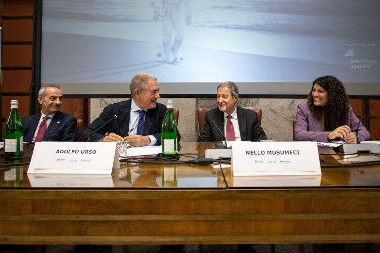 Space&Blue, Urso: “Come ministero abbiamo inserito nel progetto made in Italy 2030 la blue e la space economy come comparti emergenti del made in Italy”